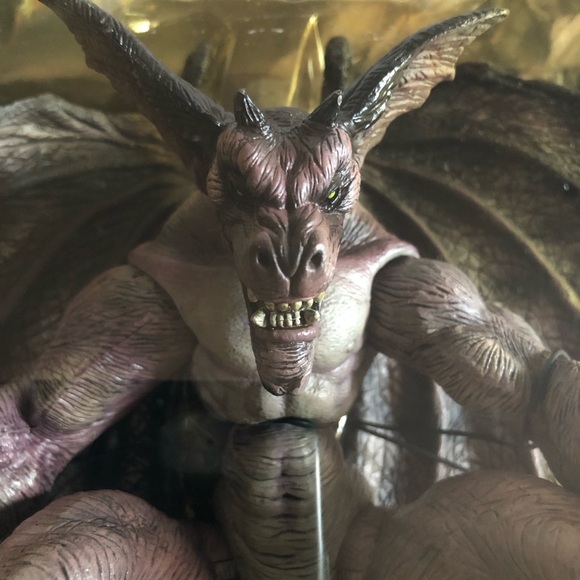 2002 Stan Winston Creatures Extreme Gargoyles LUCIAN Posable Figure NWT - Picture 5 of 14